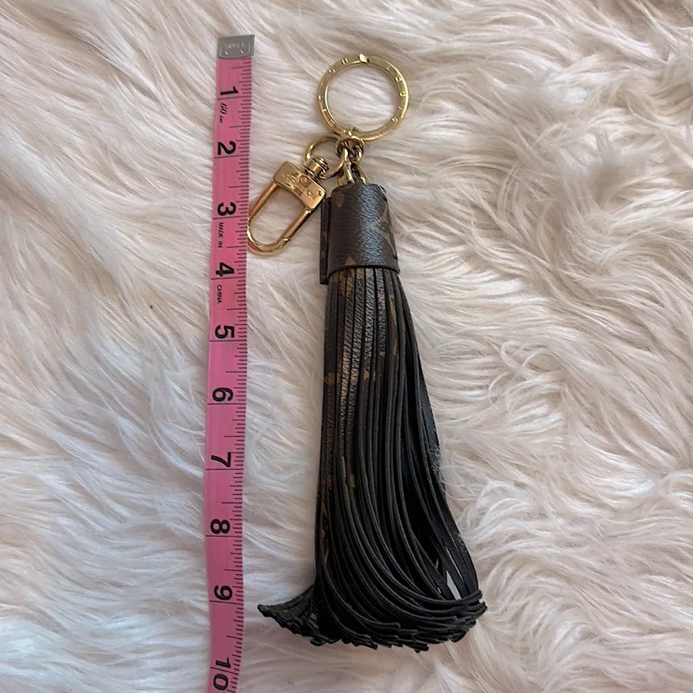 💕Louis Vuitton bag charm - Picture 4 of 4